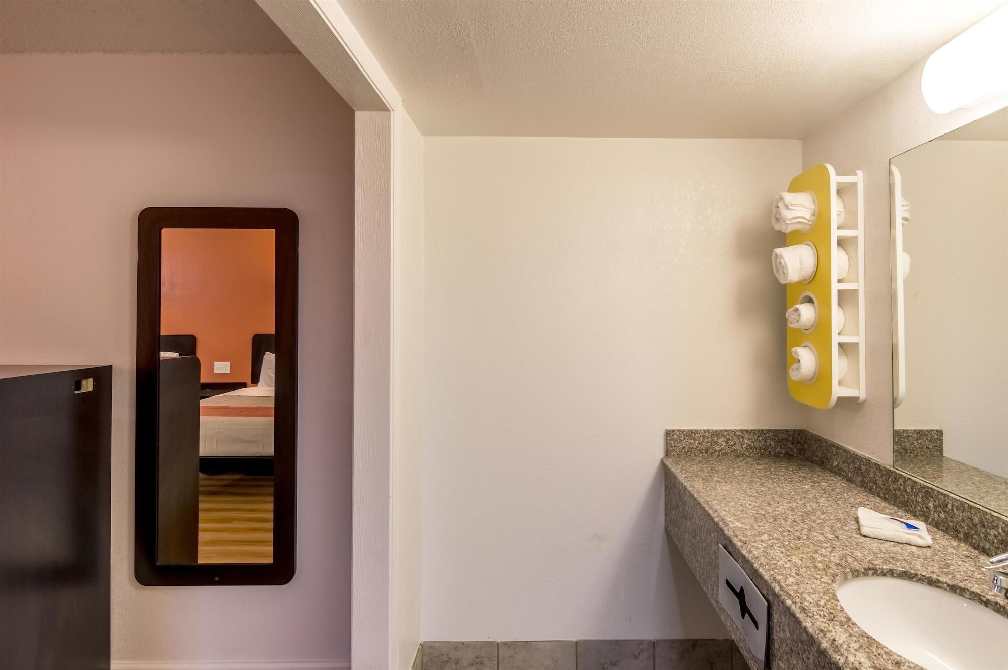 Motel 6-Clinton, Ok Eksteriør billede